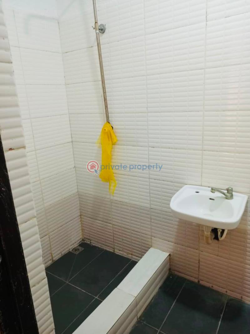 Room or Boys Quarter For Rent Olayinka Obire Osapa Lekki Lagos - 1