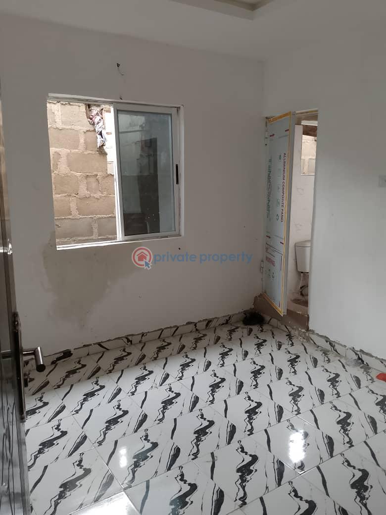1 bedroom Self Contain For Rent Apata Shomolu Onipanu Shomolu Lagos - 0