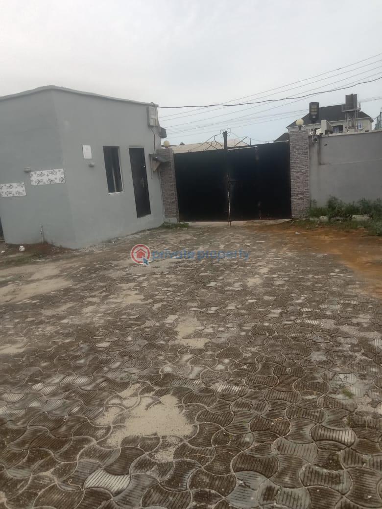 1 bedroom Self Contain For Rent Rockstone Estate Badore Ajah Lagos - 4