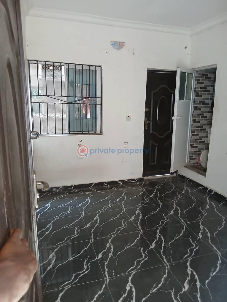 1 bedroom Self Contain For Rent Adekunle Yaba800 Ebute Metta Yaba Lagos - 0