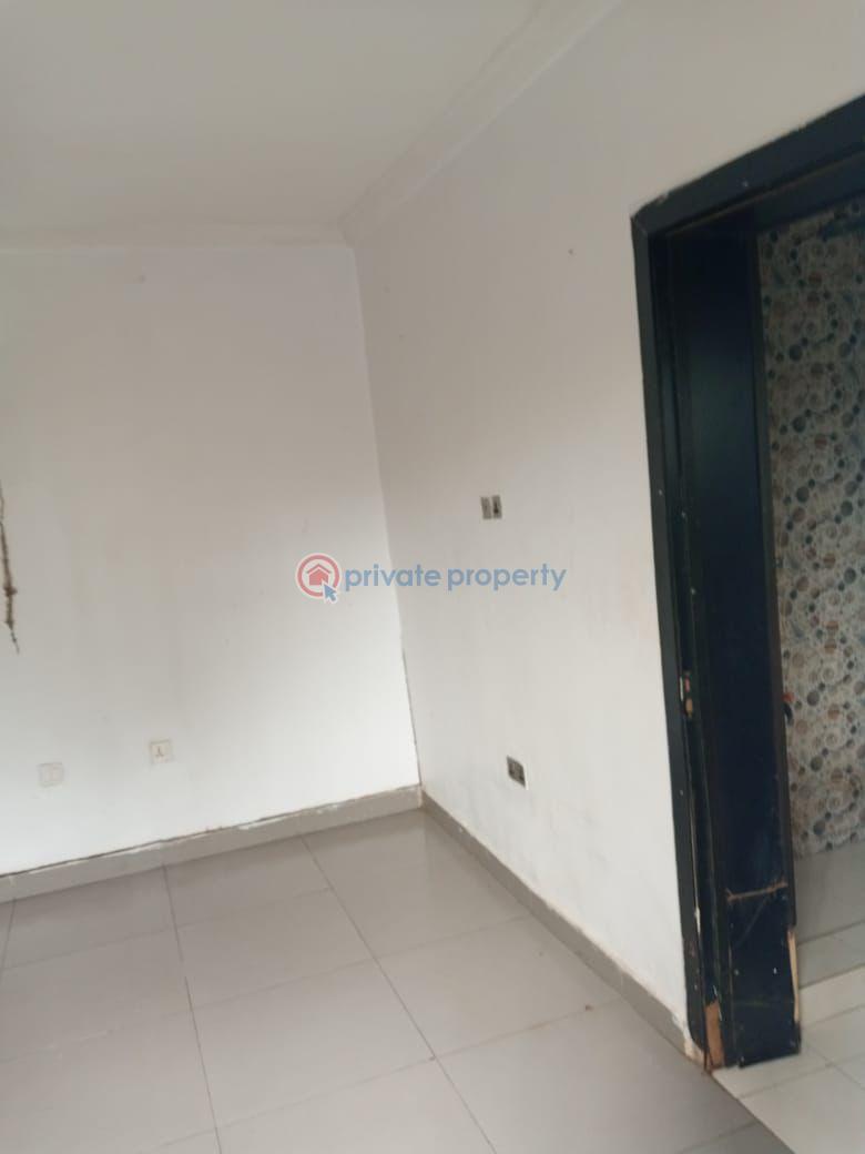 1 bedroom Self Contain For Rent John Okafor Estate Agungi Lekki Lagos - 9