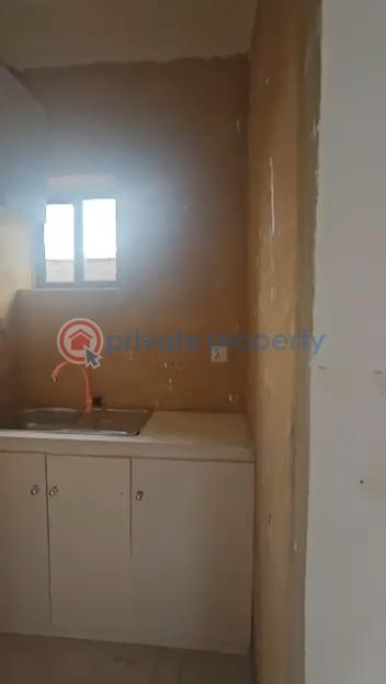 Decent roomself con, upstairs with pop, kitchen cabs - 6 1 bedroom Self Contain For Rent Palmgroove Shomolu Lagos - 6