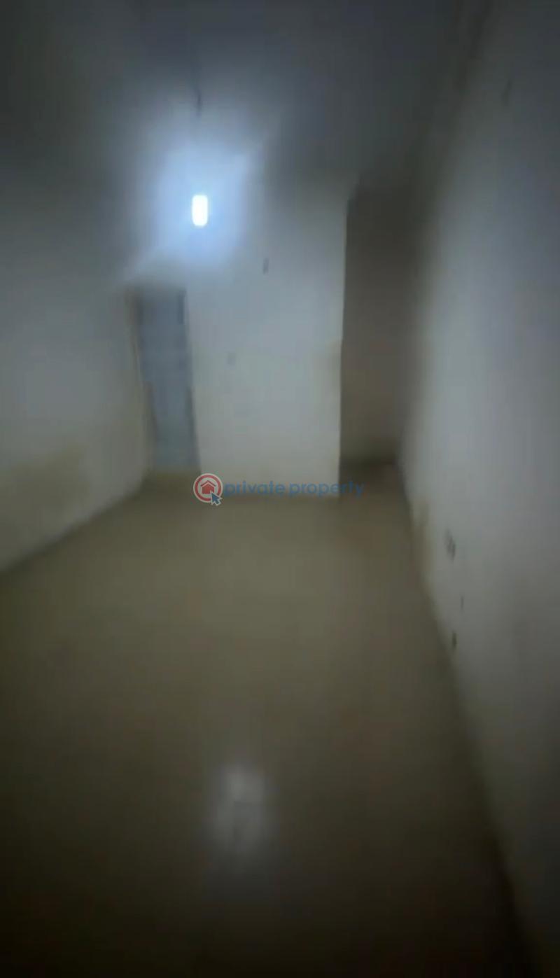 Self Contain For Rent Off Awoyokun, Onipan Fadeyi Yaba Lagos - 0