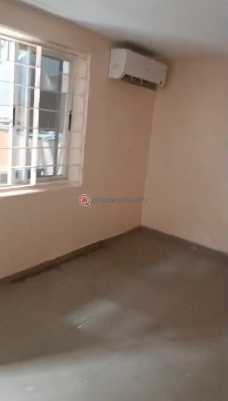 1 bedroom Mini Flat For Rent Estate Behind Maryland Mall Maryland Lagos - 2