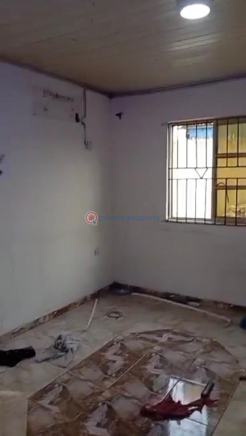 1 bedroom Mini Flat For Rent Off Kilo Surulere Lagos - 2