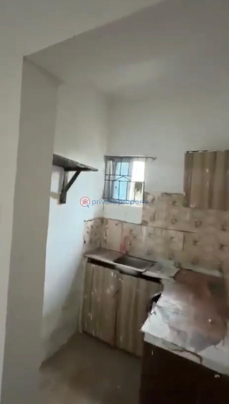 Self Contain For Rent Akoka Yaba Lagos - 2