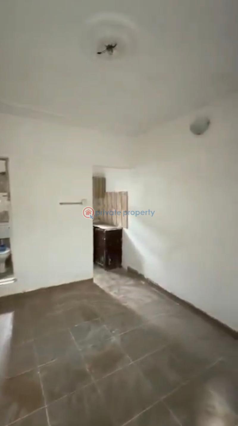 Self Contain For Rent Akoka Yaba Lagos - 1