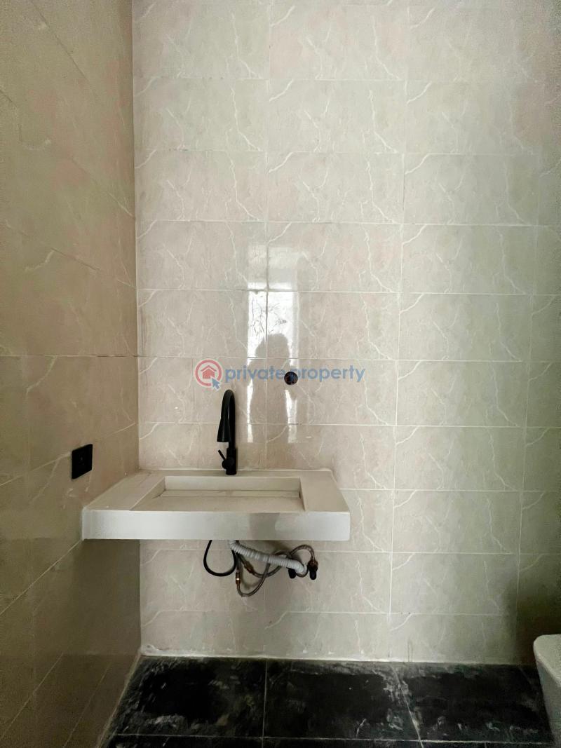 3 bedroom Flat & Apartment For Sale Lekki Phase 1 Lagos - 1