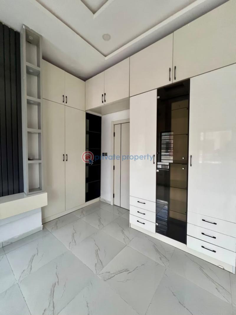 4 bedroom Semi detached Duplex For Sale Chevron Drive Lekki Lagos - 6