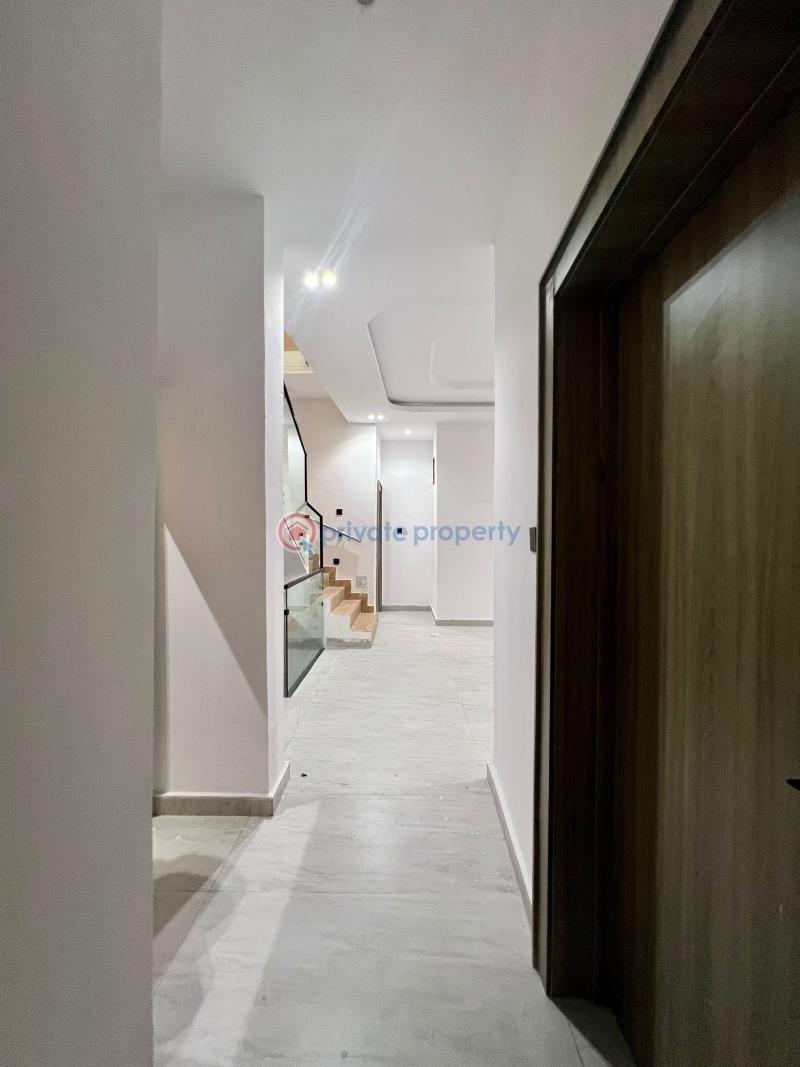 5 bedroom Detached Duplex For Sale Lekki Phase 1 Lagos - 1