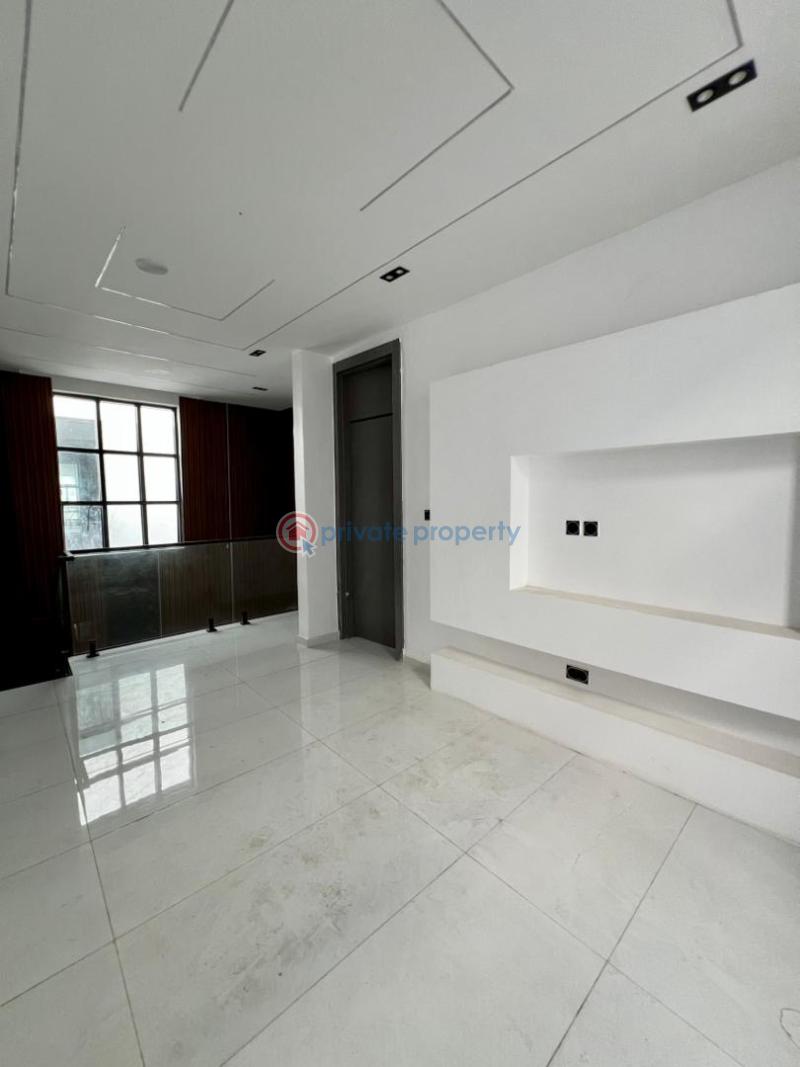 5 bedroom Detached Duplex For Sale Chevron Drive Lekki Lagos - 4
