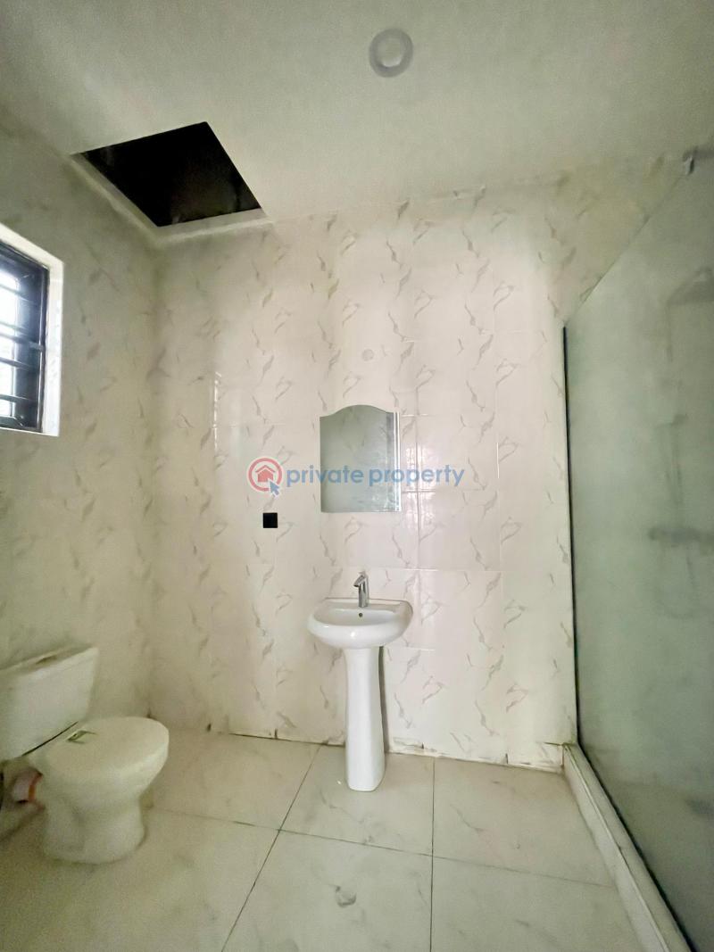 5 bedroom Detached Duplex For Sale Chevron Drive Lekki Lagos - 0