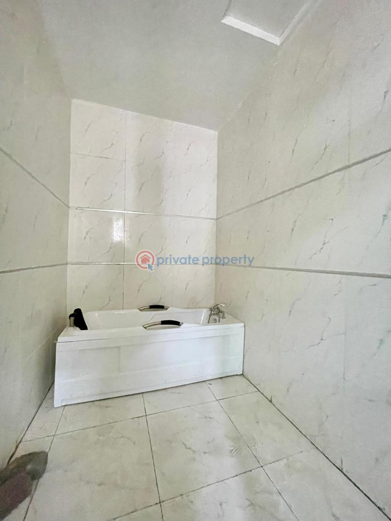 5 bedroom Detached Duplex For Sale Chevron Toll Gate Along Lekki Expressway Lagos - 4