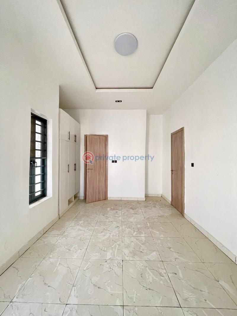 5 bedroom Detached Duplex For Sale Chevron Toll Gate Along Lekki Expressway Lagos - 3