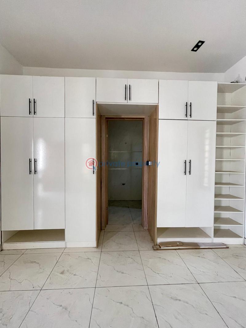 5 bedroom Detached Duplex For Sale Chevron Toll Gate Along Lekki Expressway Lagos - 2