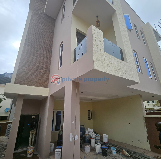 4 bedroom Semi detached Duplex For Sale Magodo GRA Phase 2 Kosofe/Ikosi Lagos