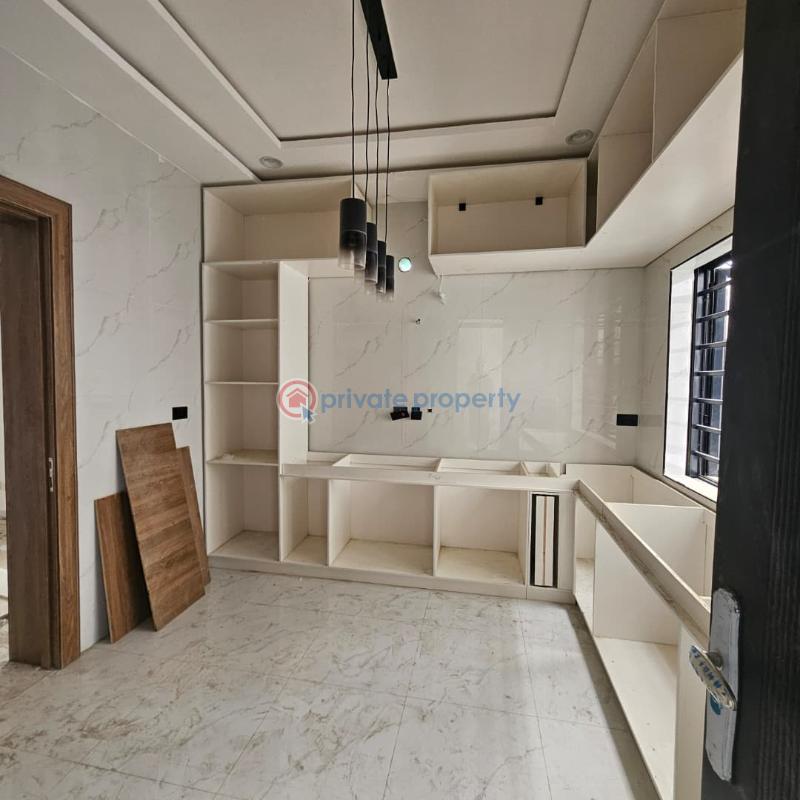 5 bedroom Semi detached Duplex For Sale Magodo GRA Phase 2 Kosofe/Ikosi Lagos - 9