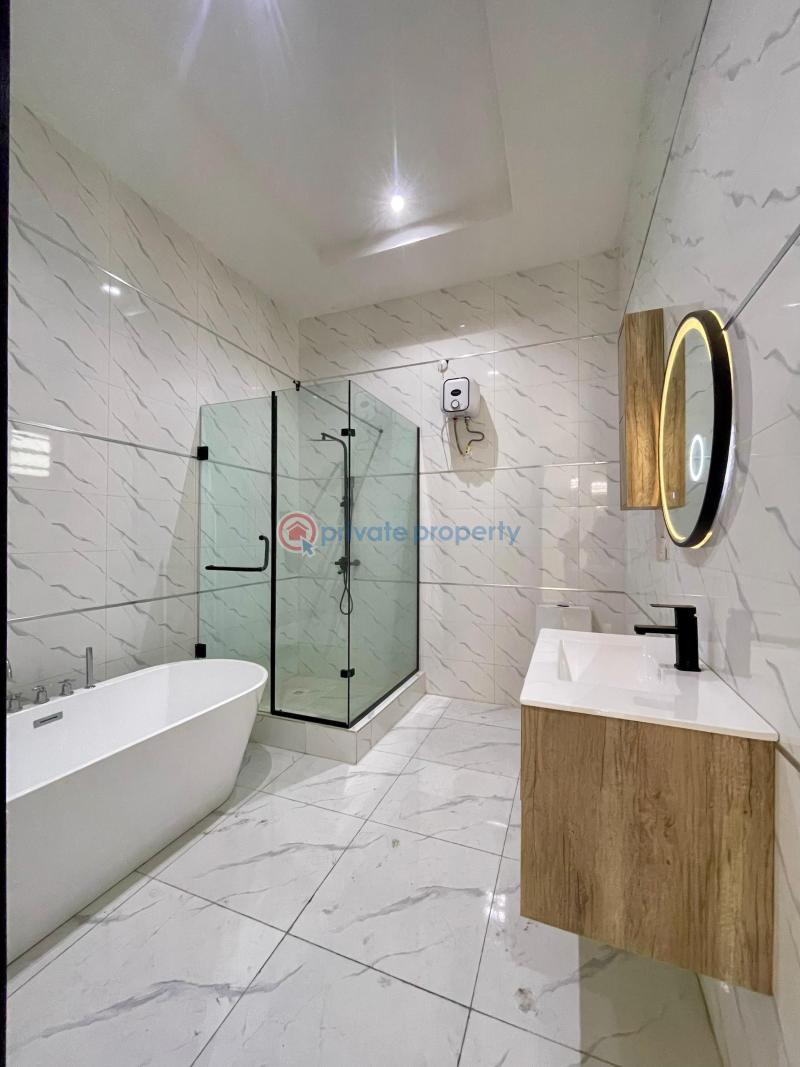 4 bedroom Semi detached Duplex For Sale Second Toll Gate Chevron Drive Lekki Lagos - 11