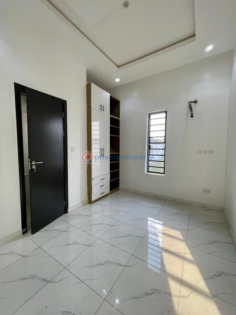4 bedroom Semi detached Duplex For Sale Chevron Drive Lekki Lagos - 5