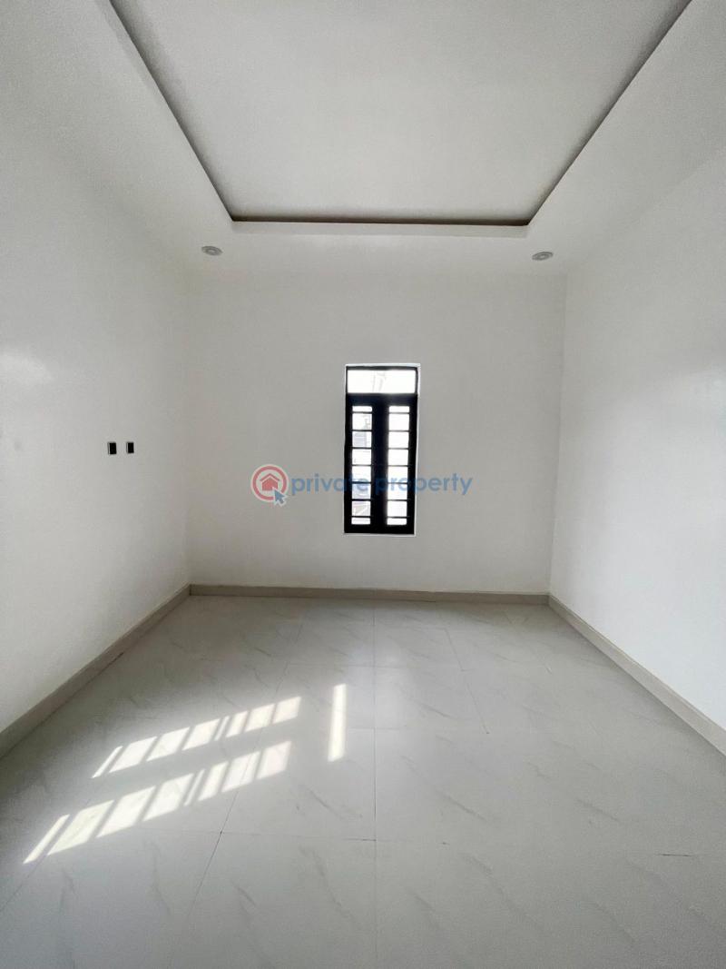 4 bedroom Semi detached Duplex For Sale Ologolo Lekki Lagos - 2