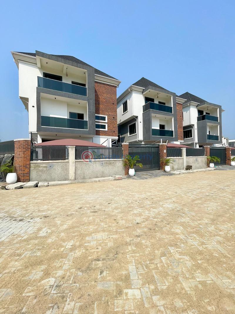 5 bedroom Detached Duplex For Sale Ikate Elegushi Lekki Lagos - 1