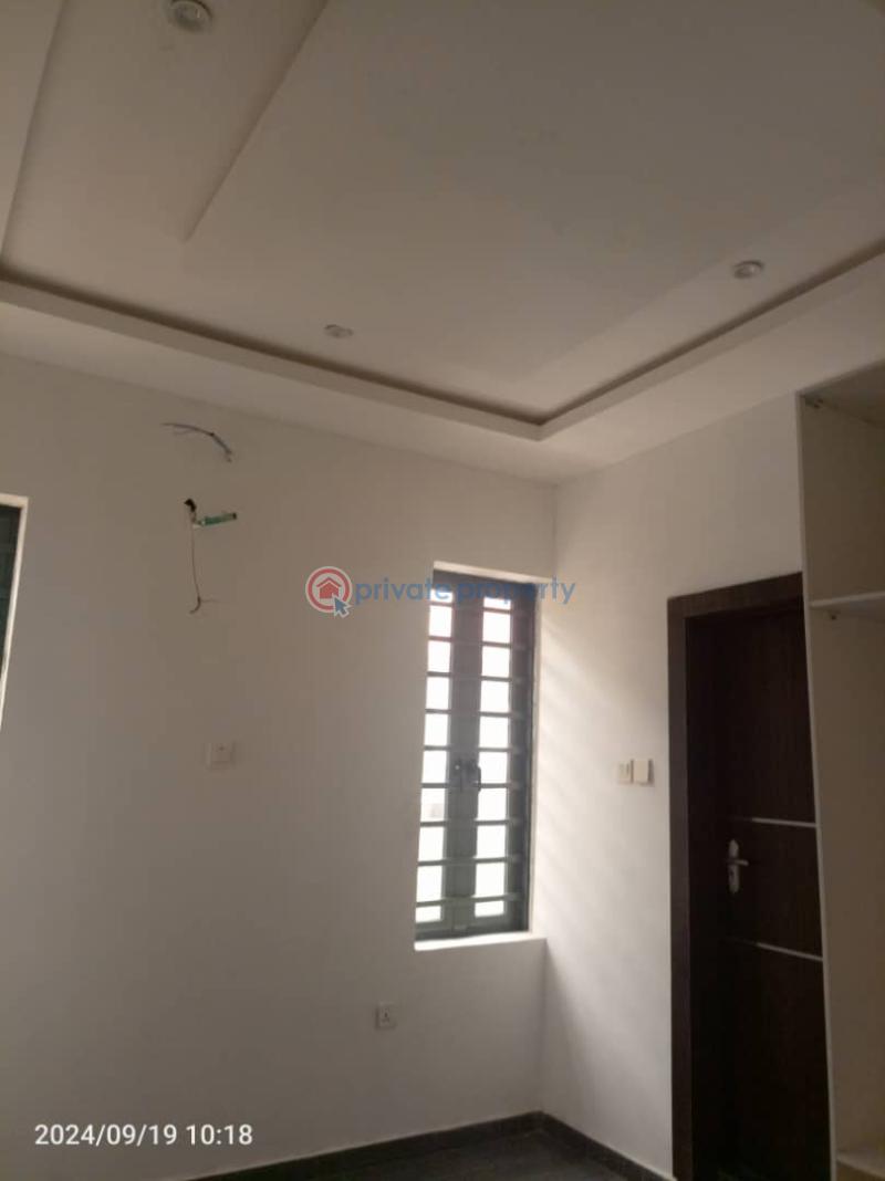 4 bedroom House For Sale Omole Phase 1 Ojodu Lagos - 8