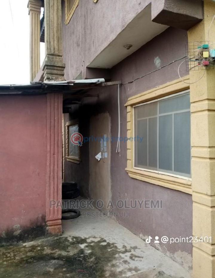 6 bedroom Townhouse For Sale 4, Ogundele Phase1 Agbaje Igboolomu Isawo Ikorodu Lagos - 2