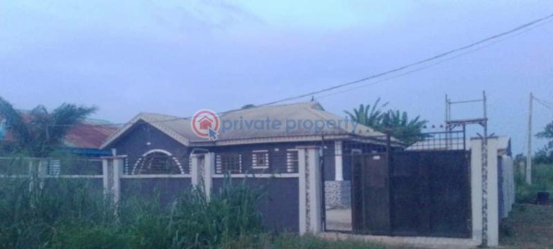 3 bedroom Bungalow For Sale Yotomi Estate,along Ofada/owode Egba Road Near Ofada Town,ogun State. Ogun Makin Obafemi Owode  - 0