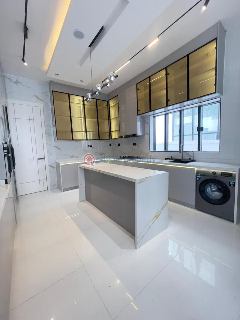 5 bedroom Detached Duplex For Sale Chevron Drive Lekki Lagos - 2
