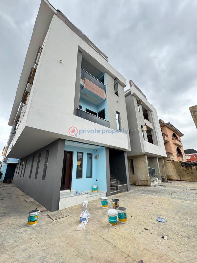 2 bedroom Block Of Flats For Sale Gbagada Lagos - 0