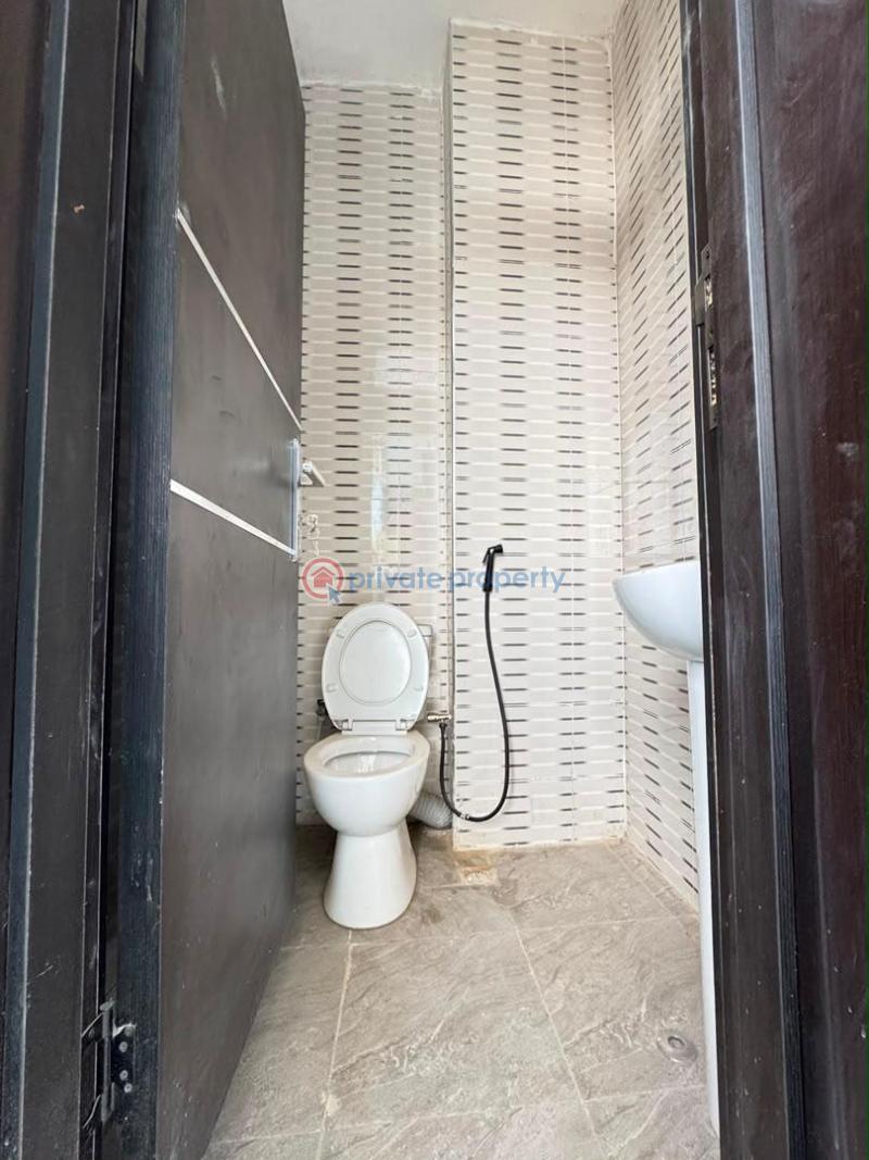 2 bedroom Block Of Flats For Sale Gbagada Lagos - 7