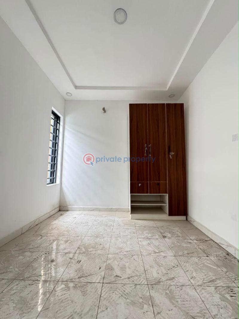 2 bedroom Block Of Flats For Sale Gbagada Lagos - 2
