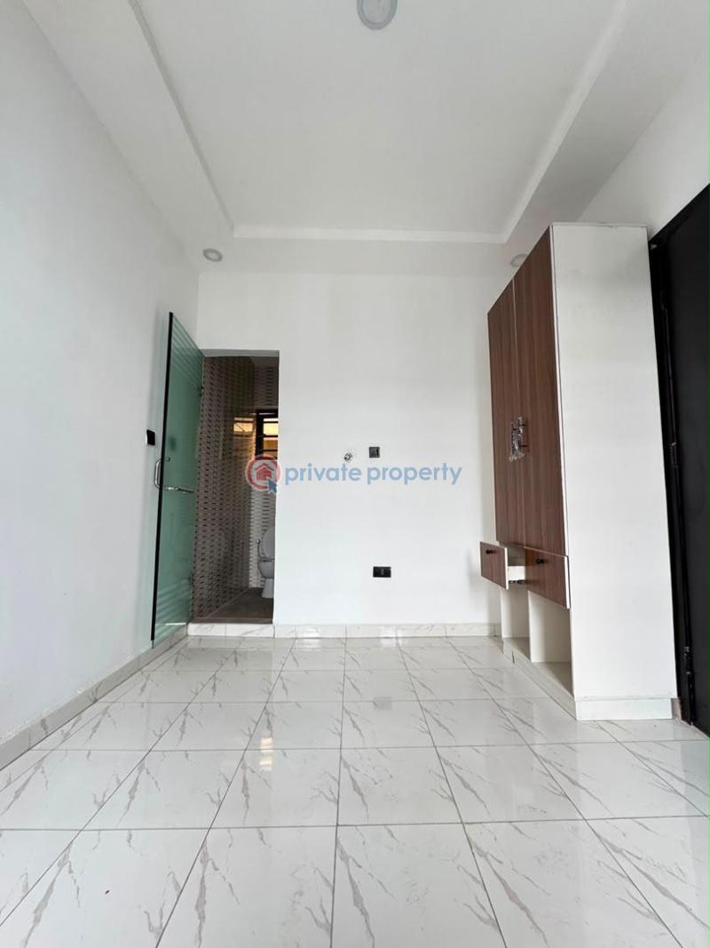 2 bedroom Block Of Flats For Sale Gbagada Lagos - 10