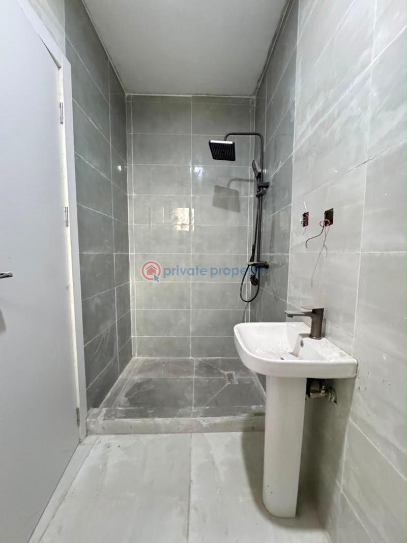 3 bedroom Block Of Flats For Sale Yaba Lagos - 3