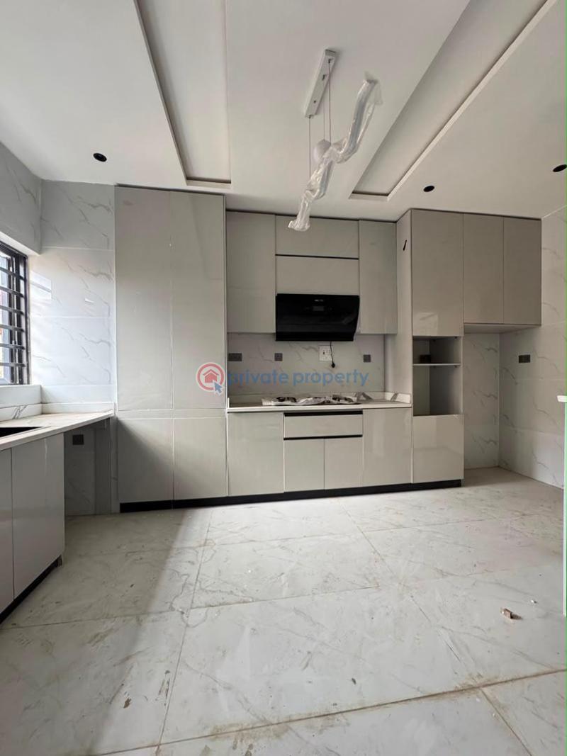 3 bedroom Block Of Flats For Sale Maryland Lagos - 4