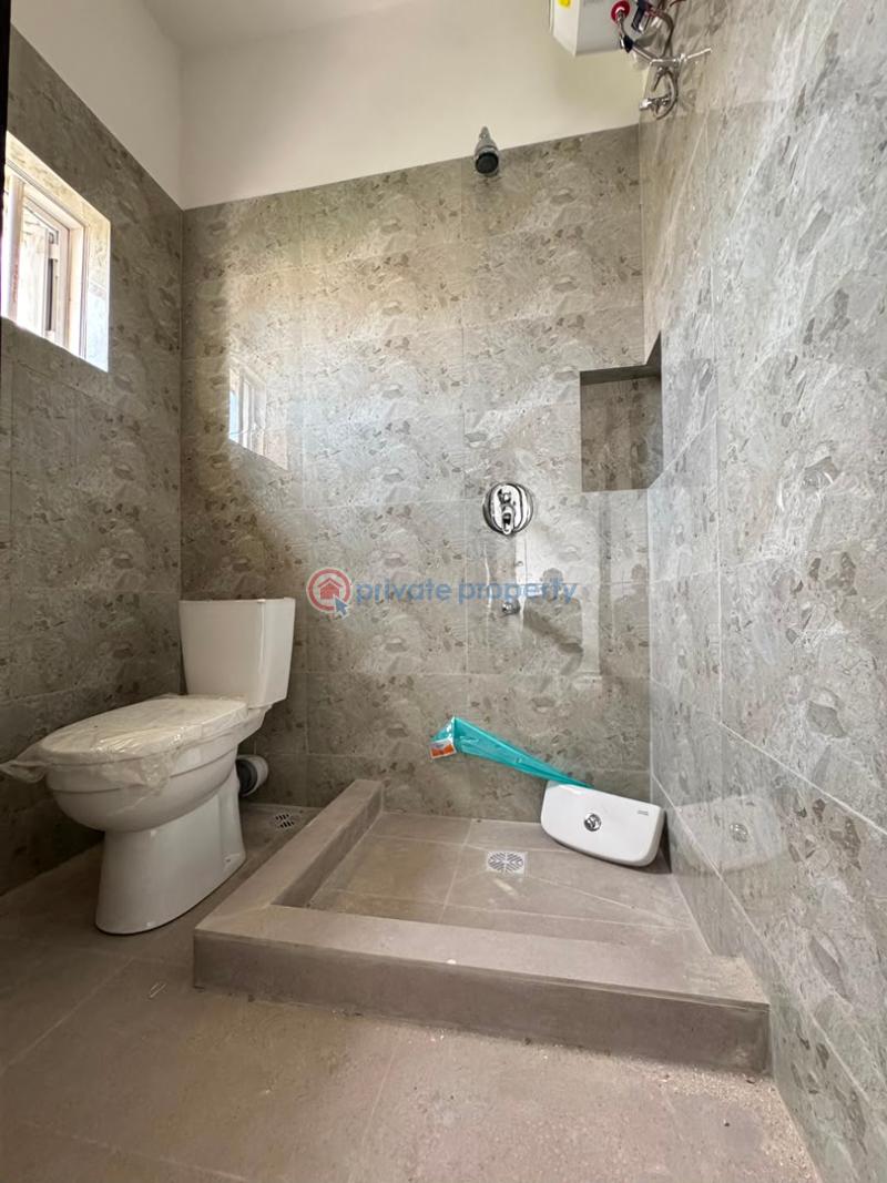 3 bedroom Maisonette For Sale Yaba Lagos - 6