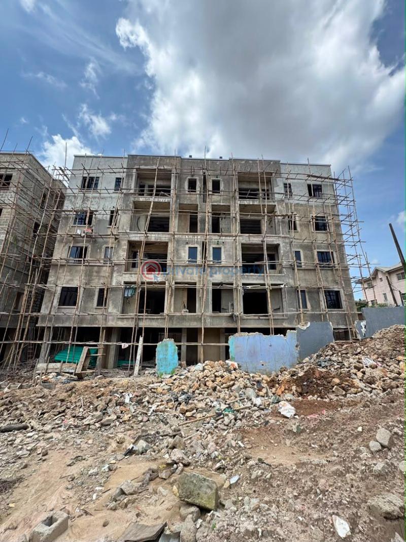 4 bedroom Maisonette For Sale Yaba Lagos - 0