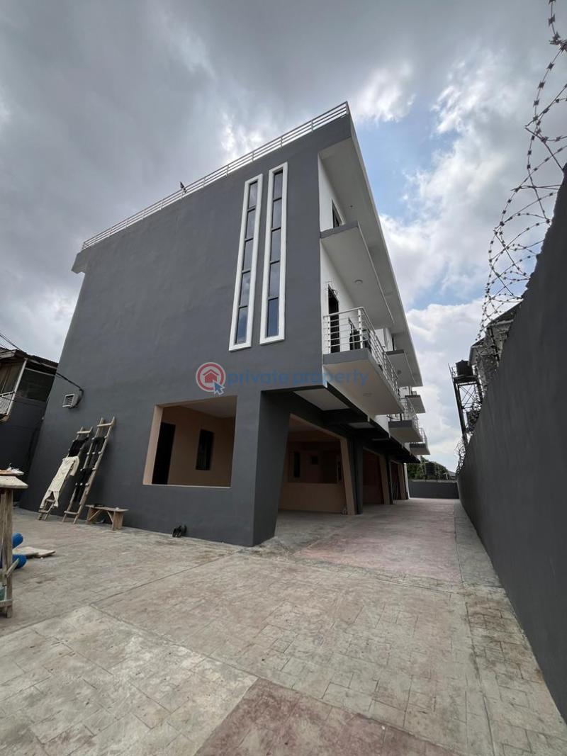 4 bedroom Terrace For Sale Anthony Village Maryland Lagos - 6