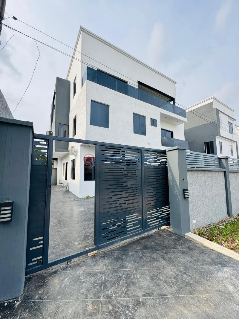 4 bedroom Semi detached Duplex For Sale Maryland Lagos - 1