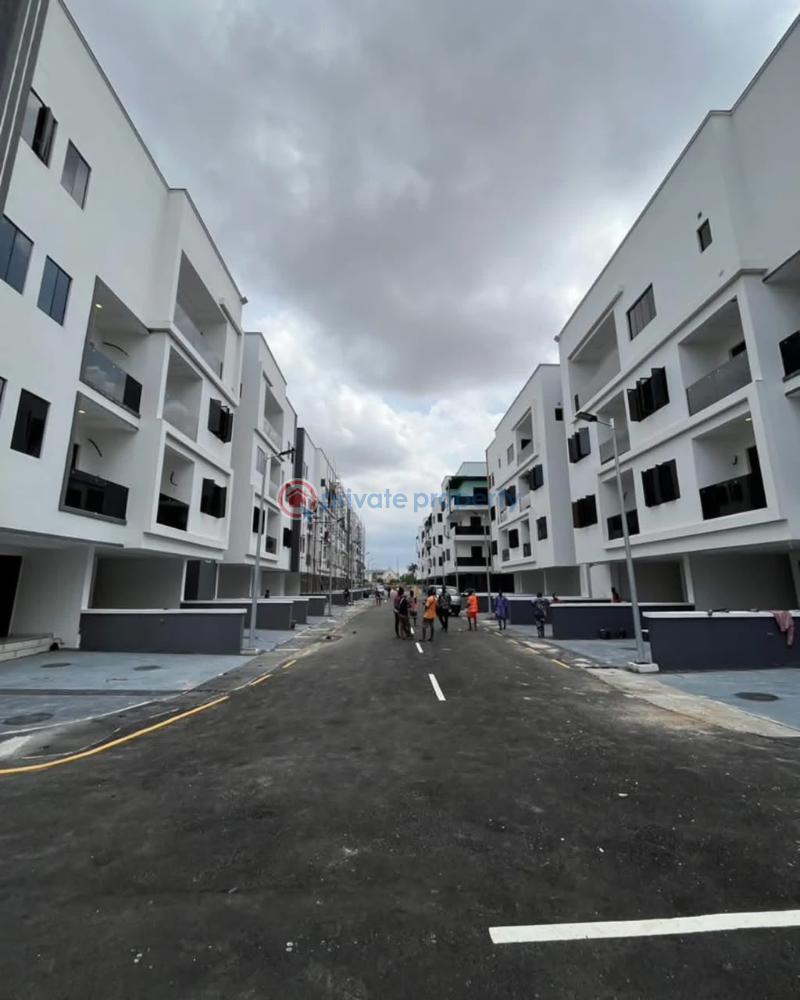 4 bedroom Maisonette For Sale Ikeja GRA Lagos - 0