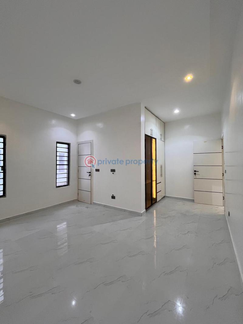 5 bedroom Detached Duplex For Sale Magodo GRA Phase 1 Ojodu Lagos - 1