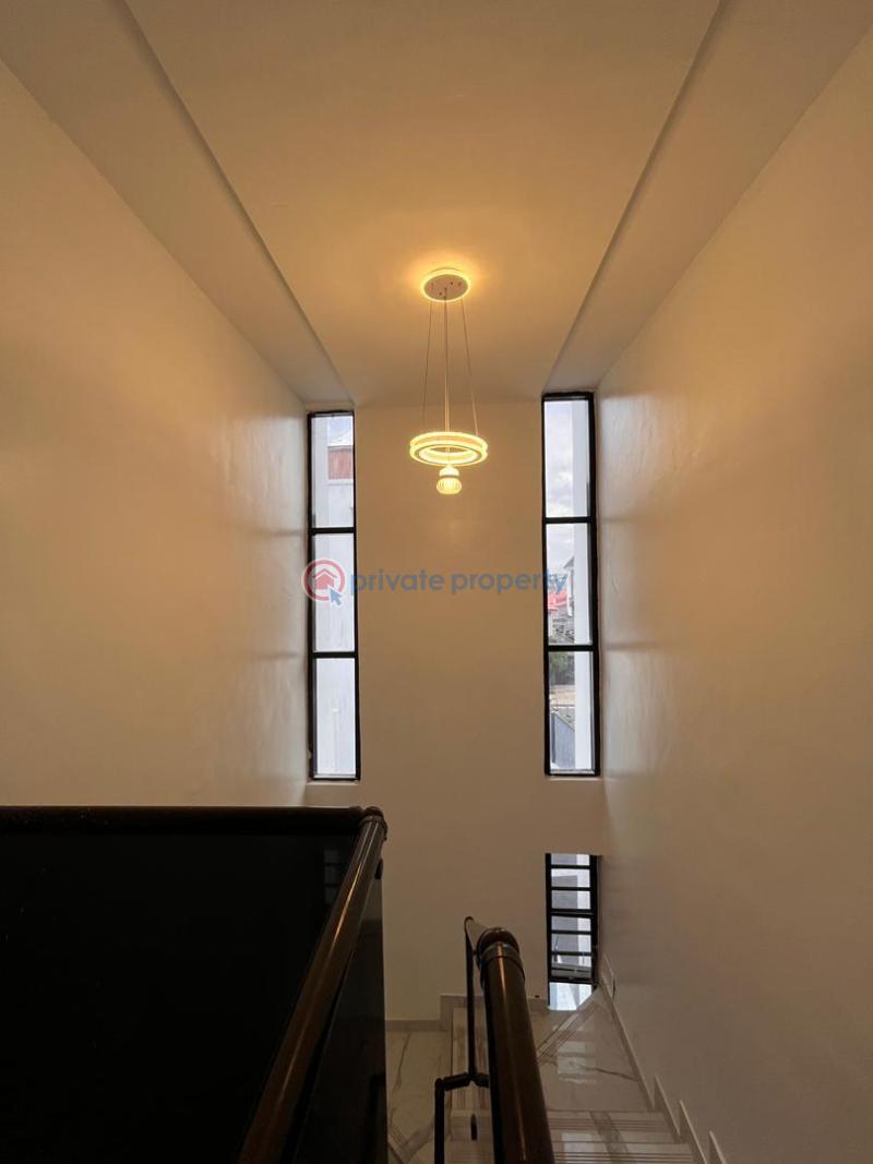 5 bedroom Detached Duplex For Sale Magodo GRA Phase 1 Ojodu Lagos - 12