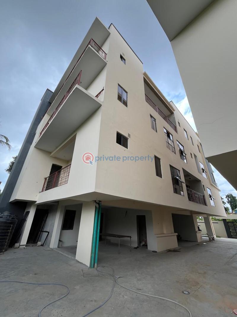 4 bedroom Penthouse For Sale Obanikoro Shomolu Lagos - 10