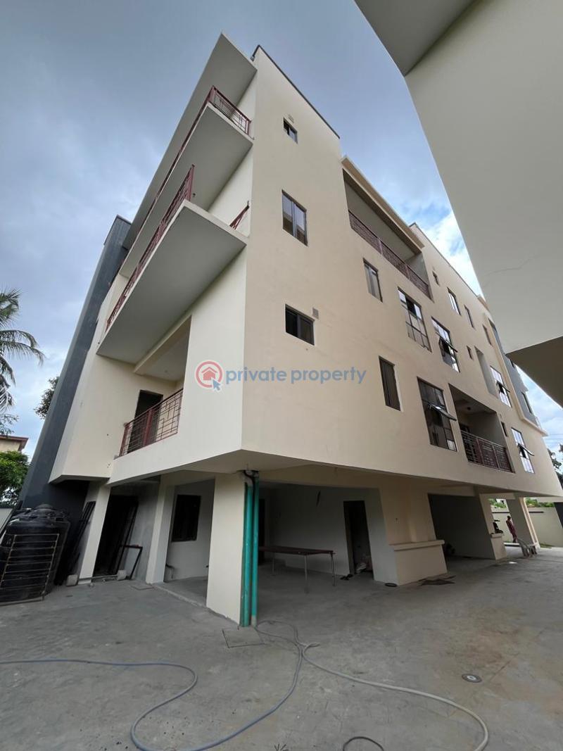 4 bedroom Penthouse For Sale Obanikoro Shomolu Lagos - 7