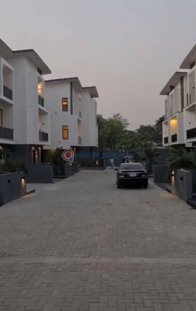 4 bedroom Semi detached Duplex For Rent Gra Ikeja Lagos - 3