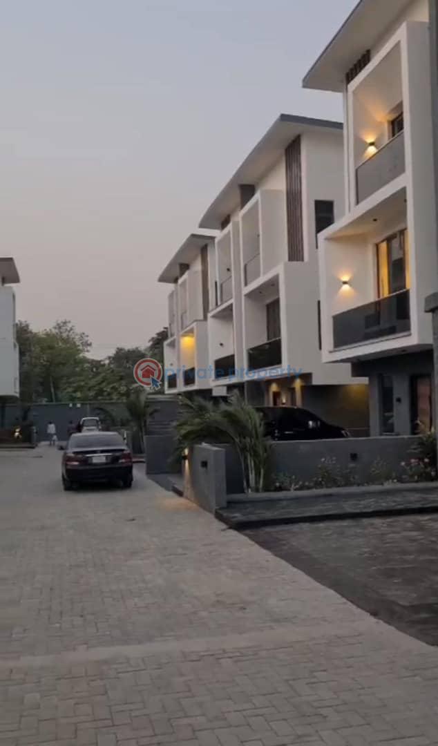4 bedroom Semi detached Duplex For Rent Gra Ikeja Lagos - 1