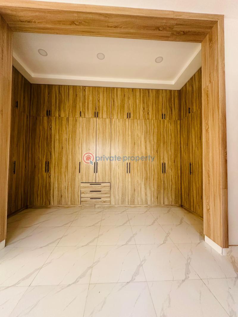 5 bedroom Semi detached Duplex For Sale Magodo GRA Phase 2 Kosofe/Ikosi Lagos - 11