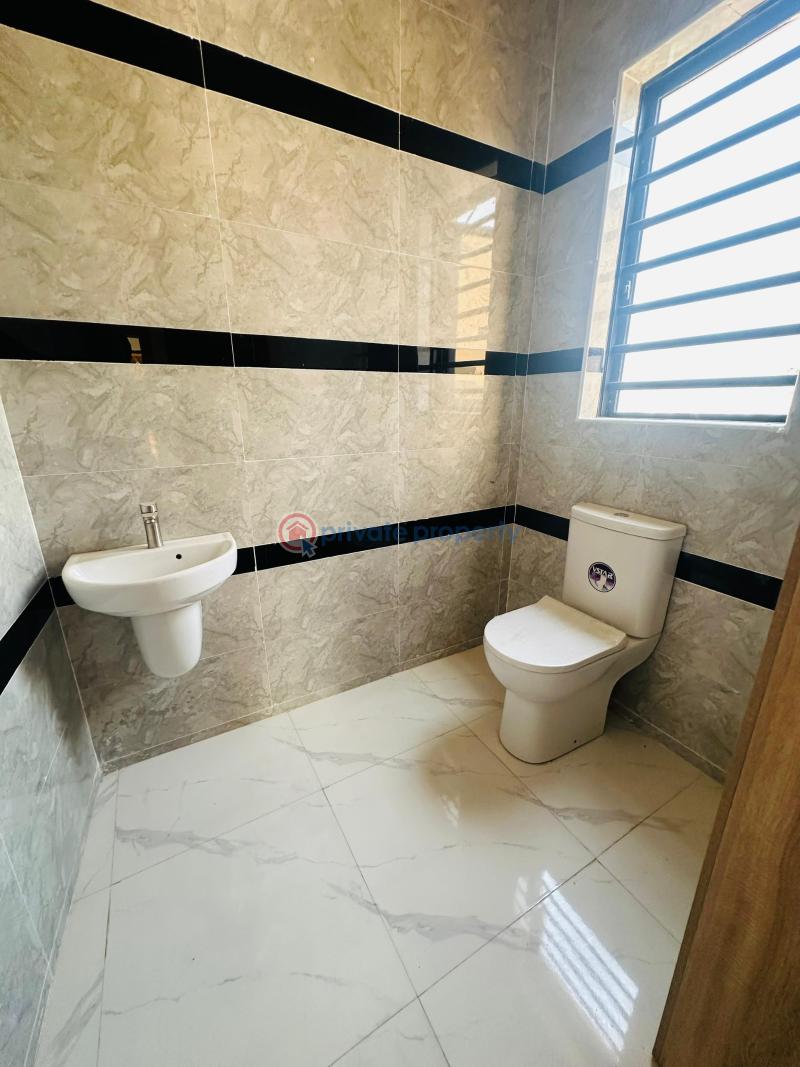 5 bedroom Semi detached Duplex For Sale Magodo GRA Phase 2 Kosofe/Ikosi Lagos - 1