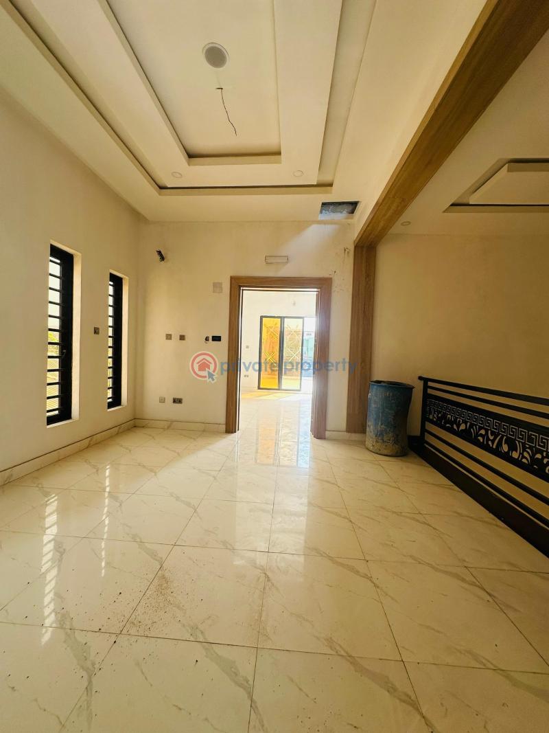 5 bedroom Semi detached Duplex For Sale Magodo GRA Phase 2 Kosofe/Ikosi Lagos - 5