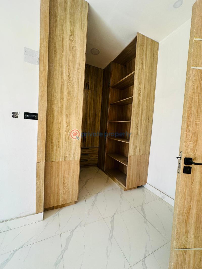 5 bedroom Semi detached Duplex For Sale Magodo GRA Phase 2 Kosofe/Ikosi Lagos - 5